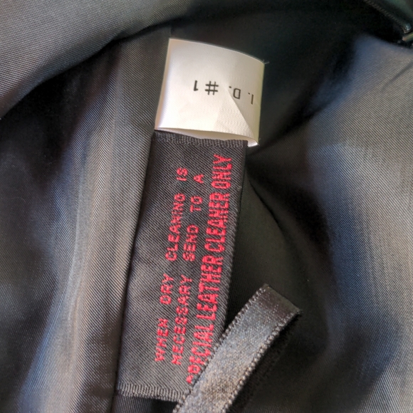 Cayenne Vintage black leather skirt - Picture 6 of 8